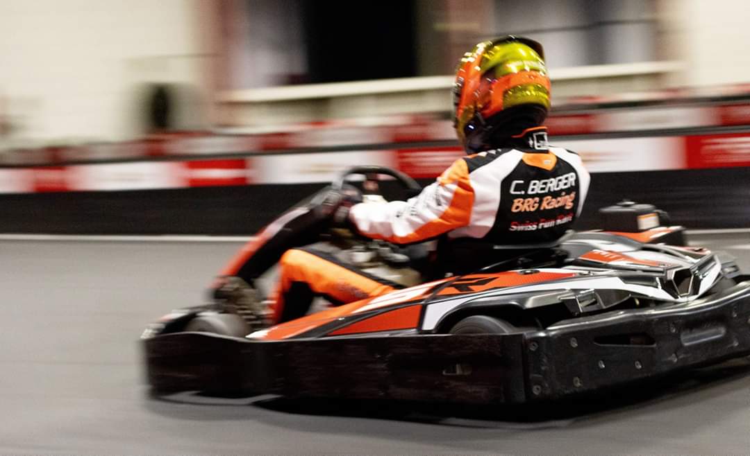 Karting Payerne : sensations fortes et sortie fun entre amis en Suisse